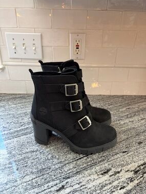 Women’s Timberland Lana Point 6 Inch Black Nubuck Lace Up Boots Size 11